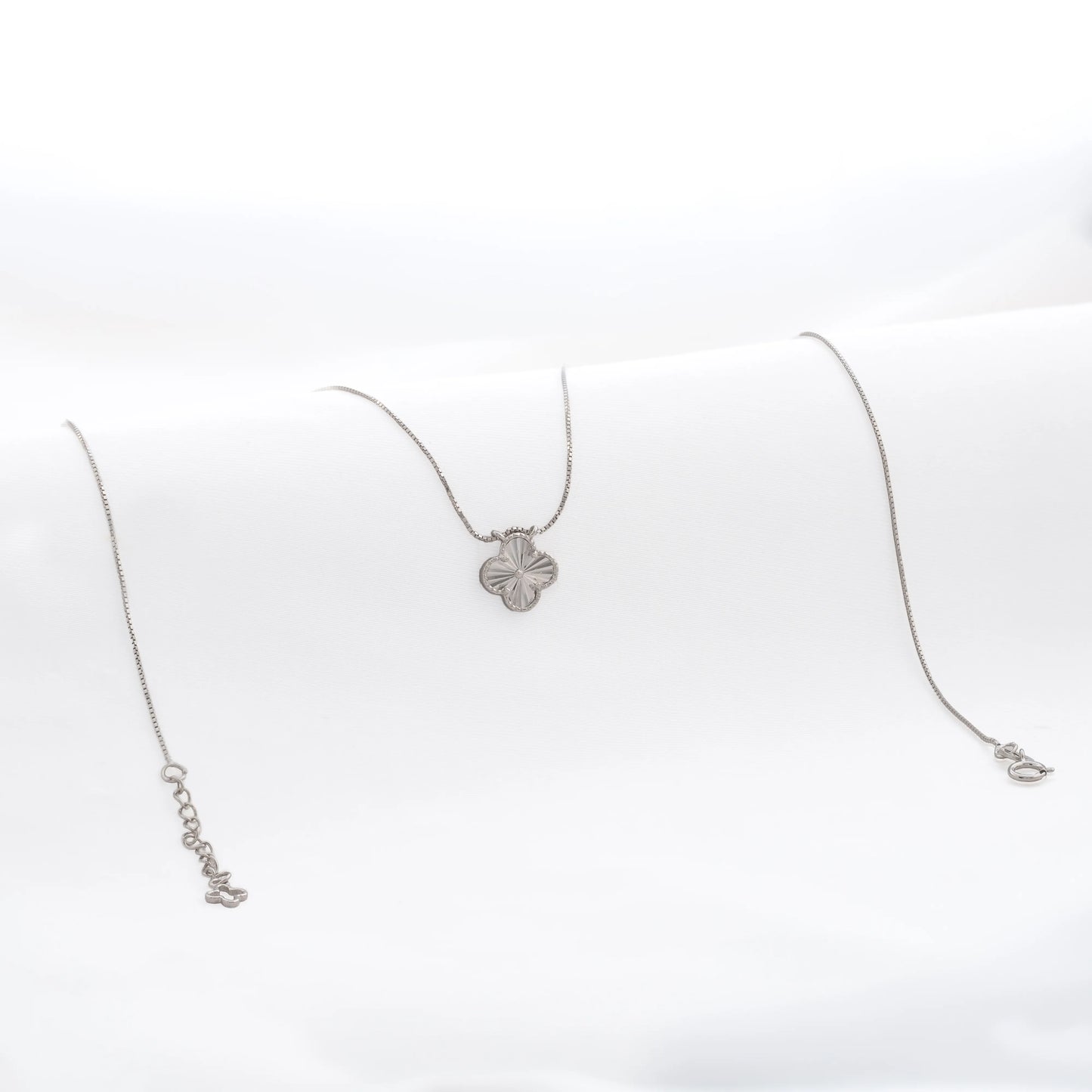 Conjunto Clover 1,3 cm 45cms + Extensor