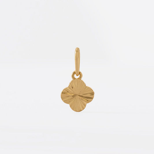 Dije Clover Sol