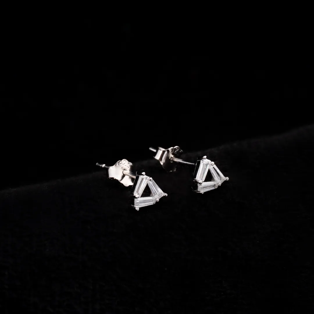 Arete Triangle Crystal 5mm